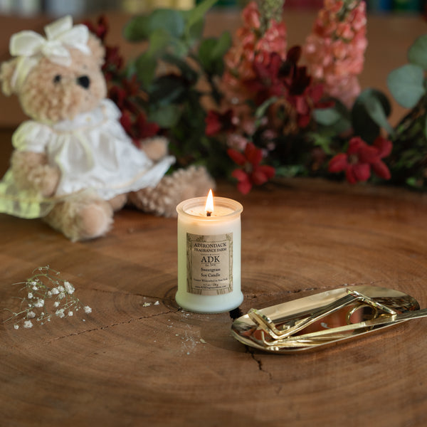 Bougie au foin d'odeur